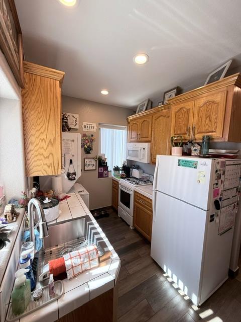 1234 Stanislaus St, Escalon, CA 95320