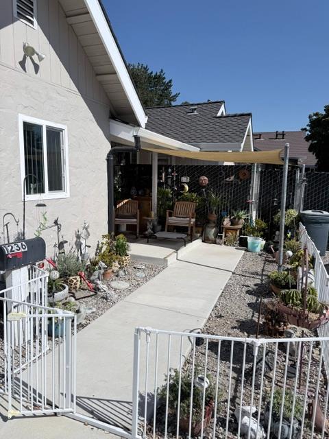 1234 Stanislaus St, Escalon, CA 95320