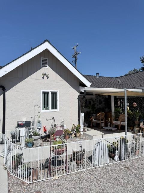 1234 Stanislaus St, Escalon, CA 95320