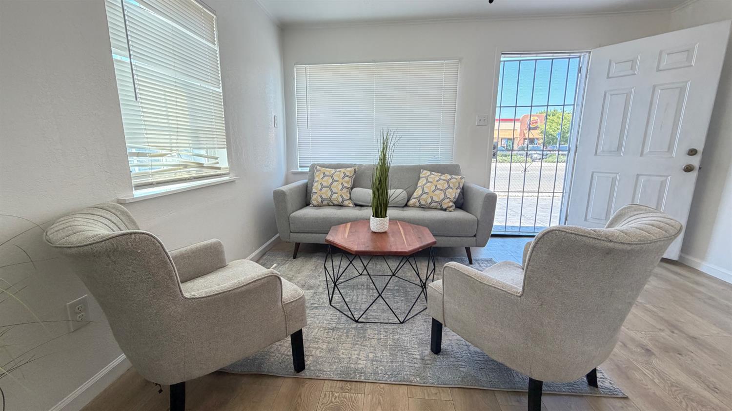 6360 Jackson Ave, Riverbank, CA 95367
