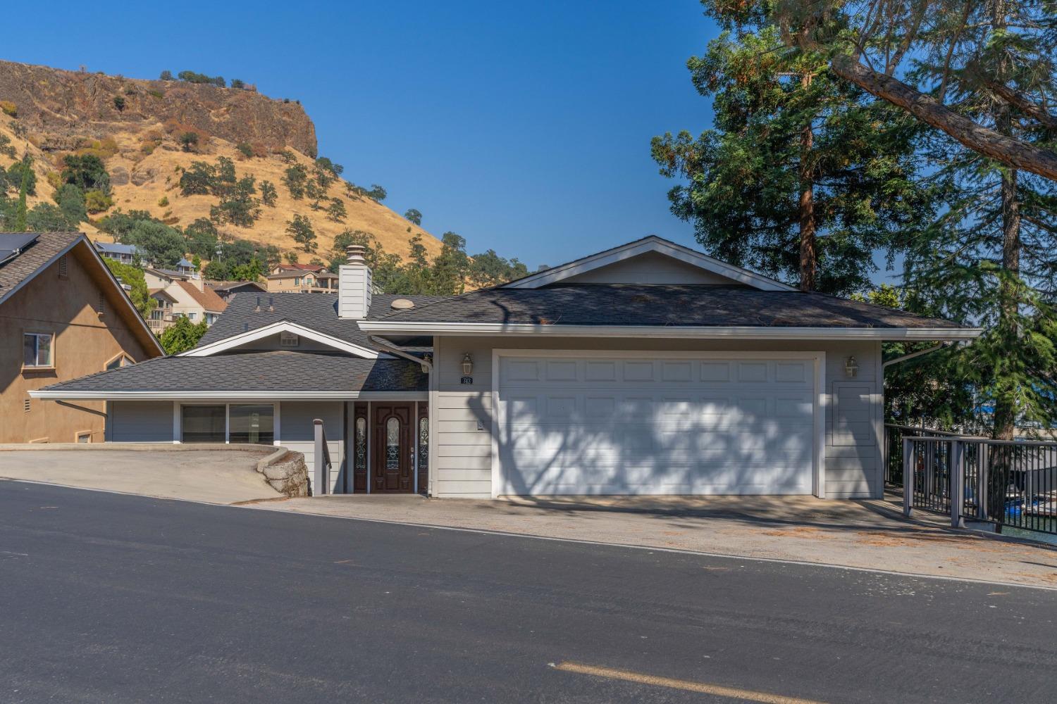 743 Sandy Bar Dr, Copperopolis, CA 95228