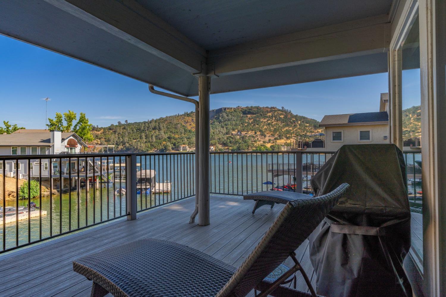 743 Sandy Bar Dr, Copperopolis, CA 95228