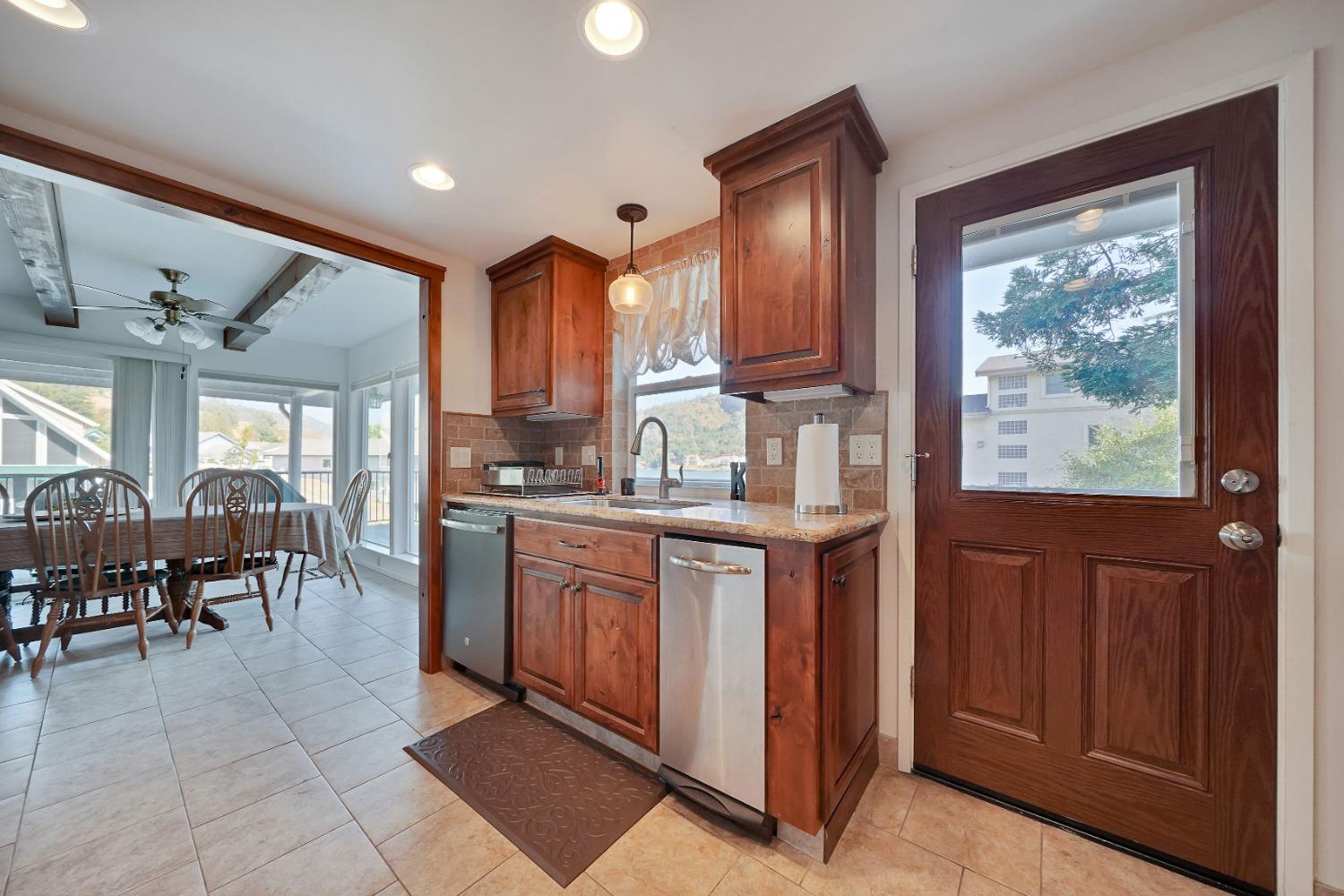 743 Sandy Bar Dr, Copperopolis, CA 95228