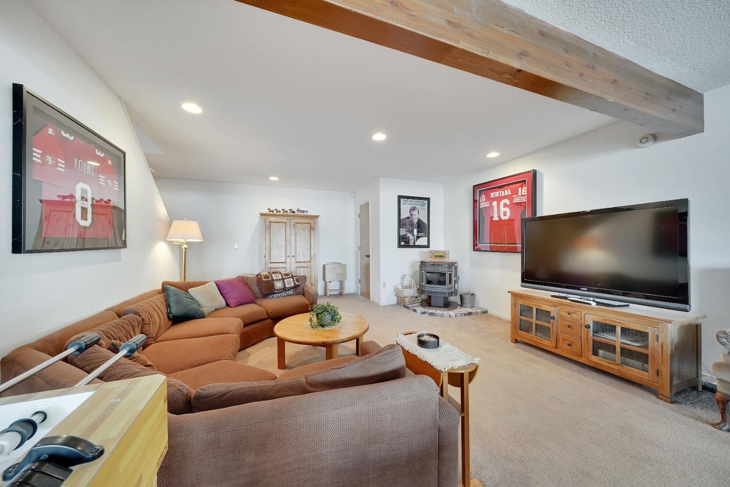 743 Sandy Bar Dr, Copperopolis, CA 95228