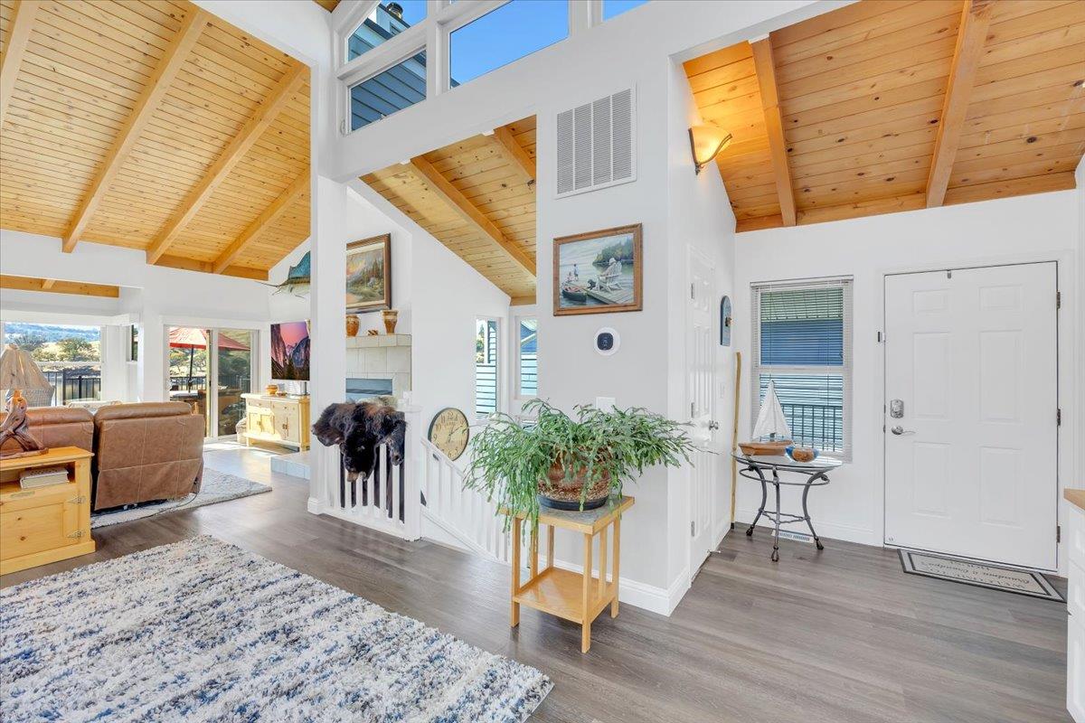 816 Foothill Rd, Copperopolis, CA 95228