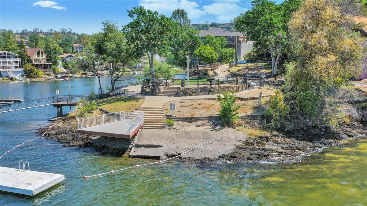 816 Foothill Rd, Copperopolis, CA 95228