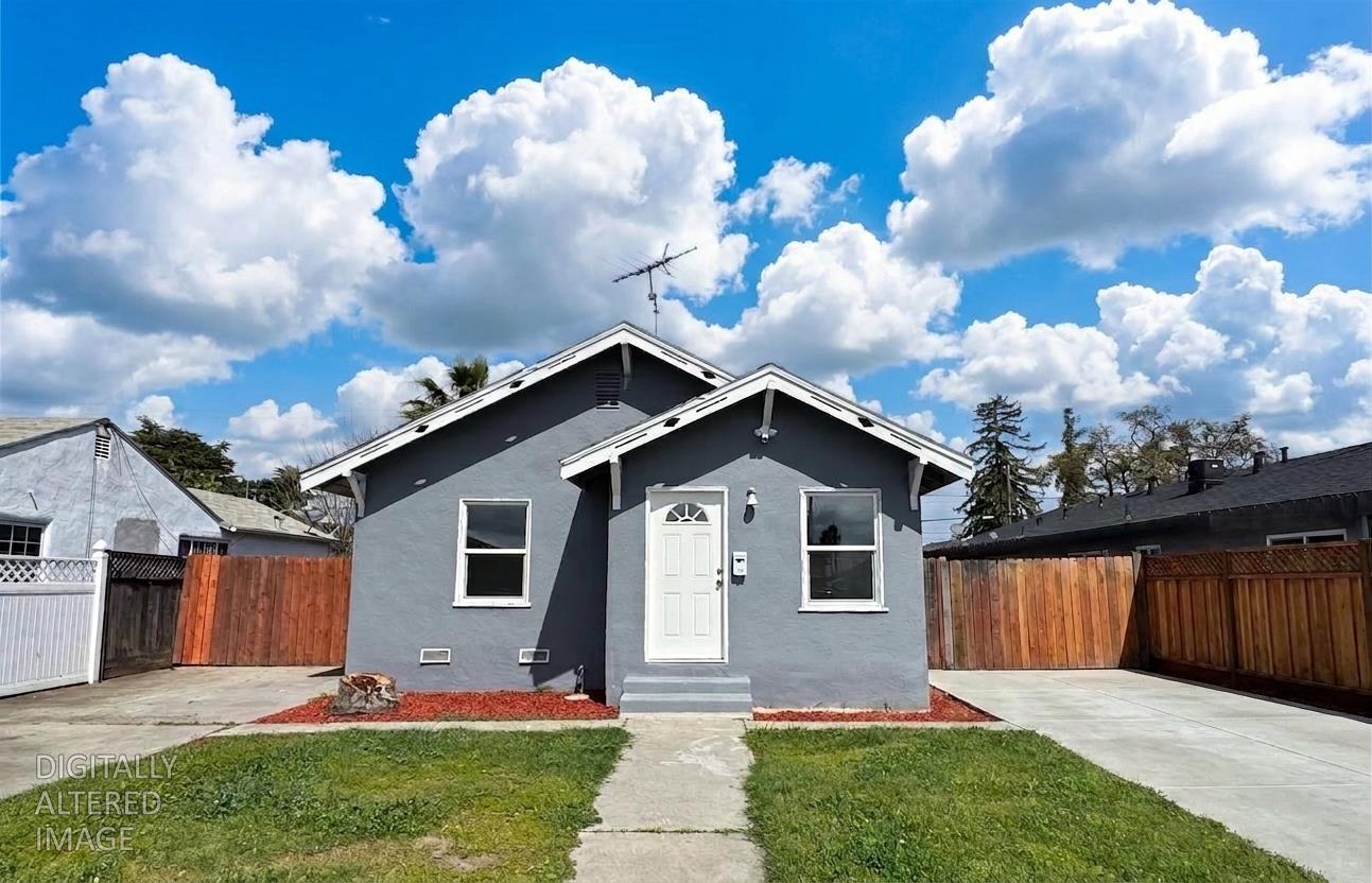 751 Nevada St, Manteca, CA 95337