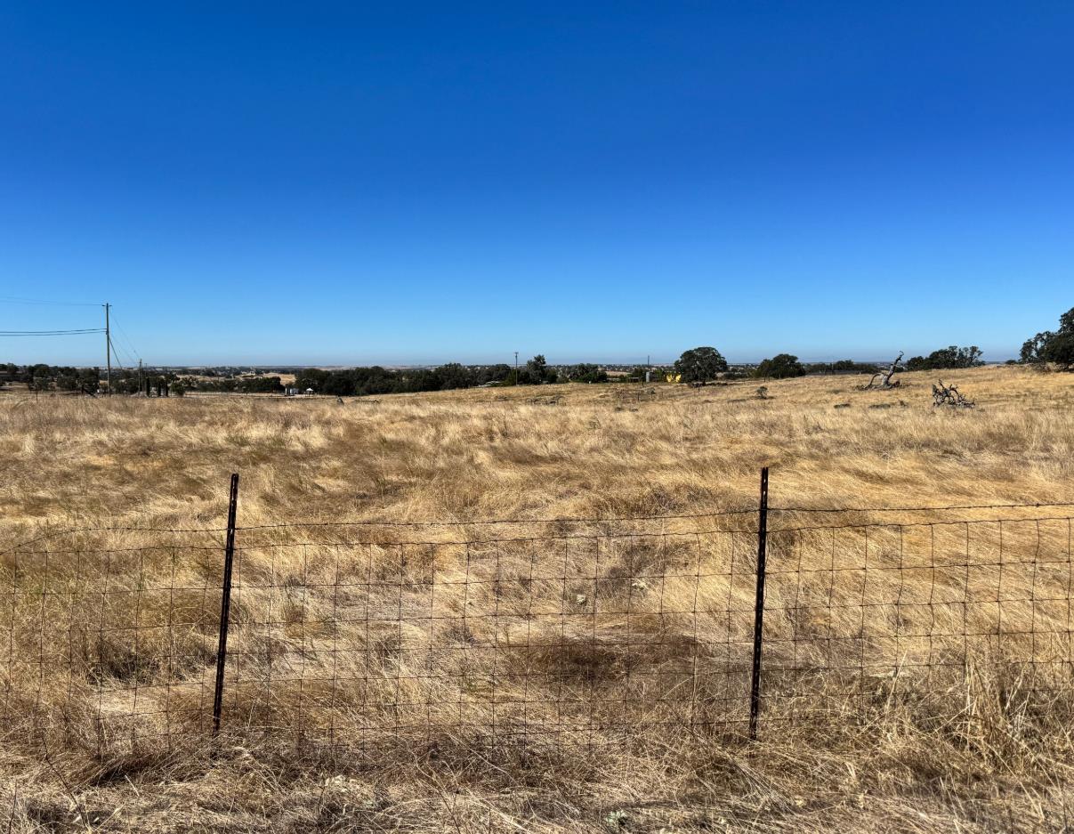 8258 Las Cruces, La Grange, CA 95329