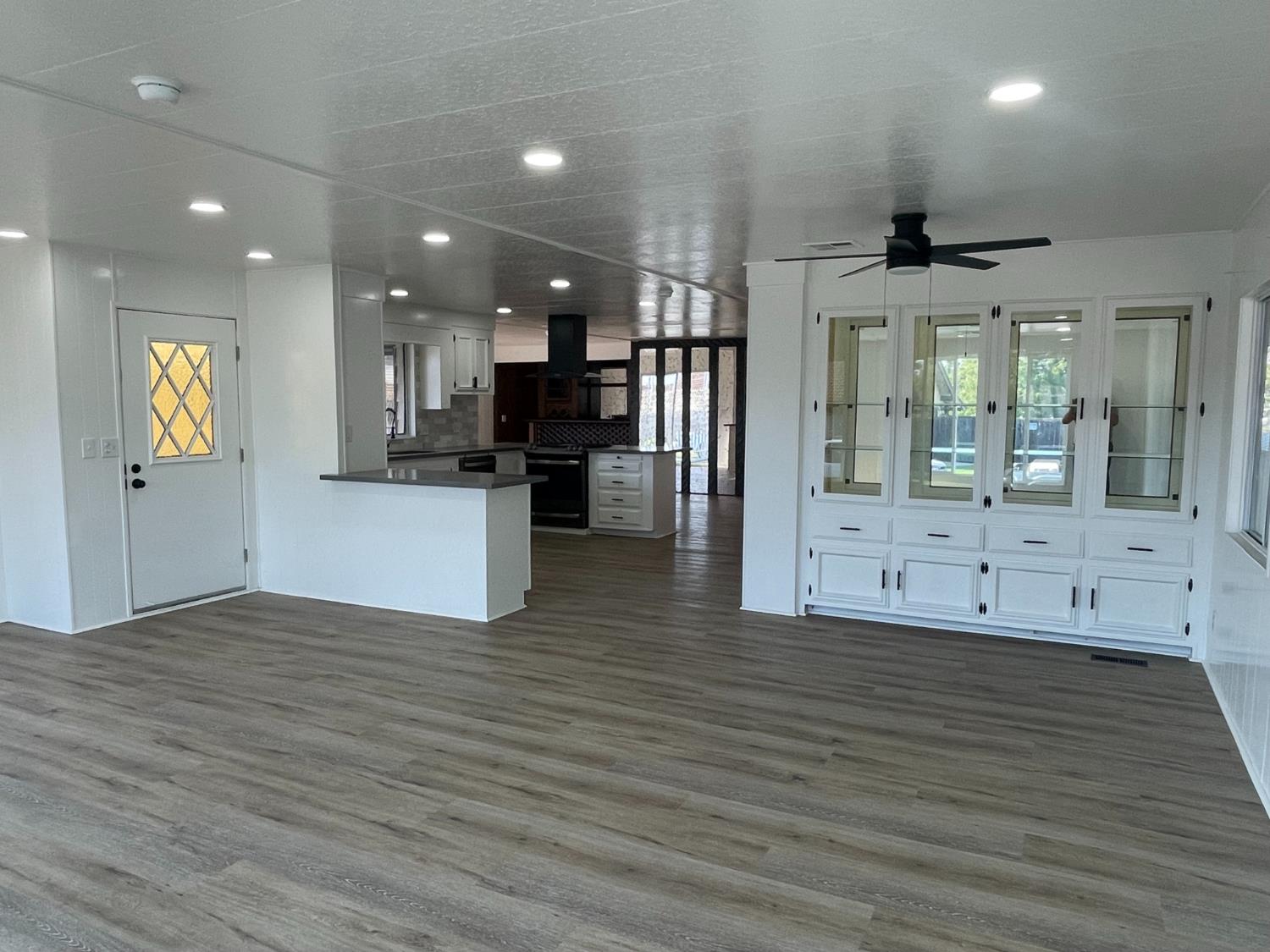 2240 Golden Oak Ln #3, Merced, CA 95341