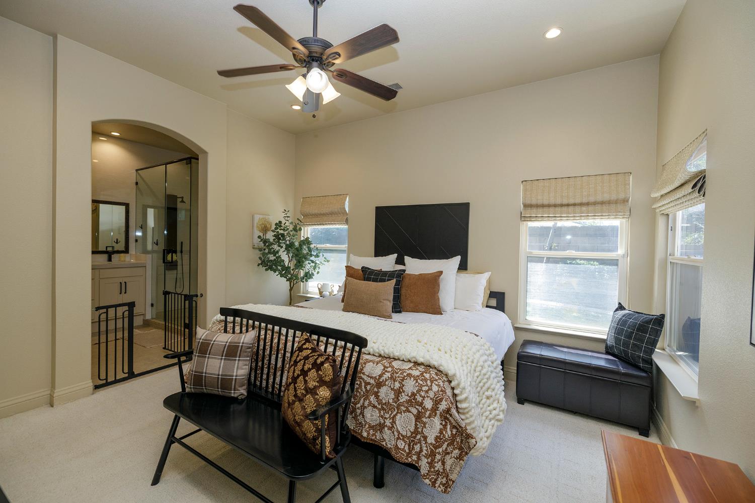3224 Clearview Ct, Modesto, CA 95355