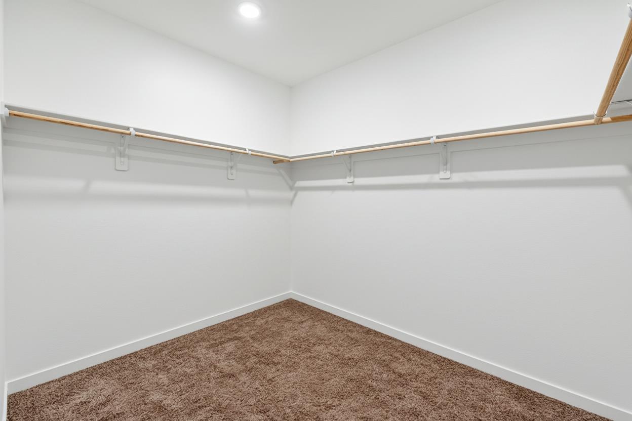617 Victoria Ave #201, Chowchilla, CA 93610