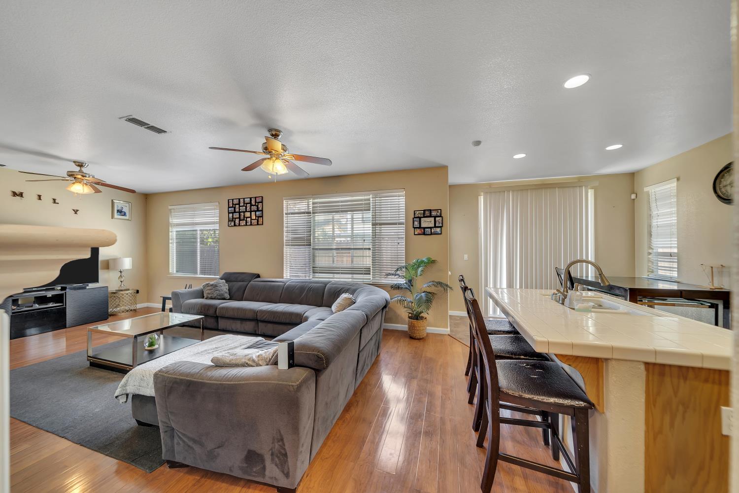3531 FALLVIEW Ave, Ceres, CA 95307