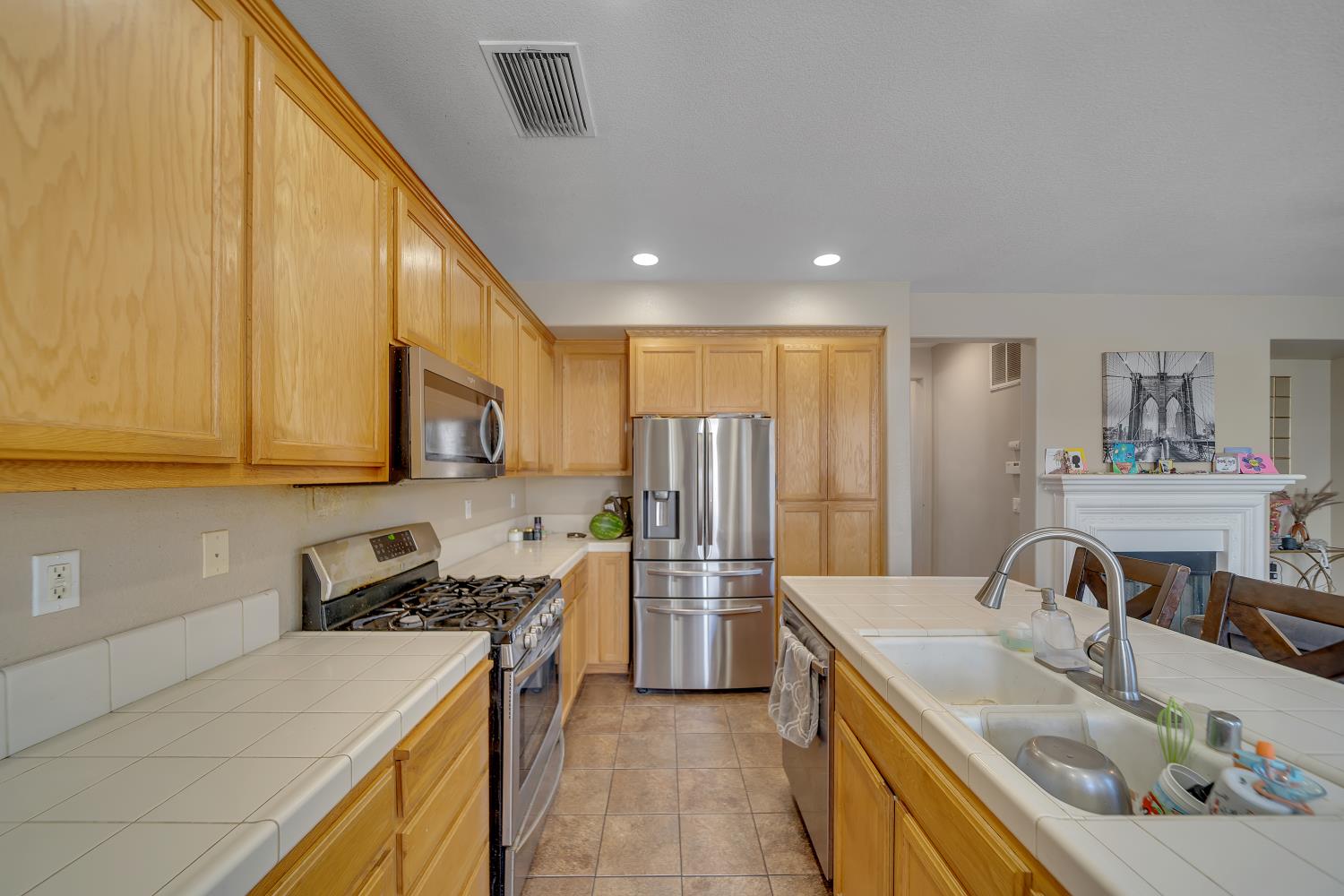 3531 FALLVIEW Ave, Ceres, CA 95307