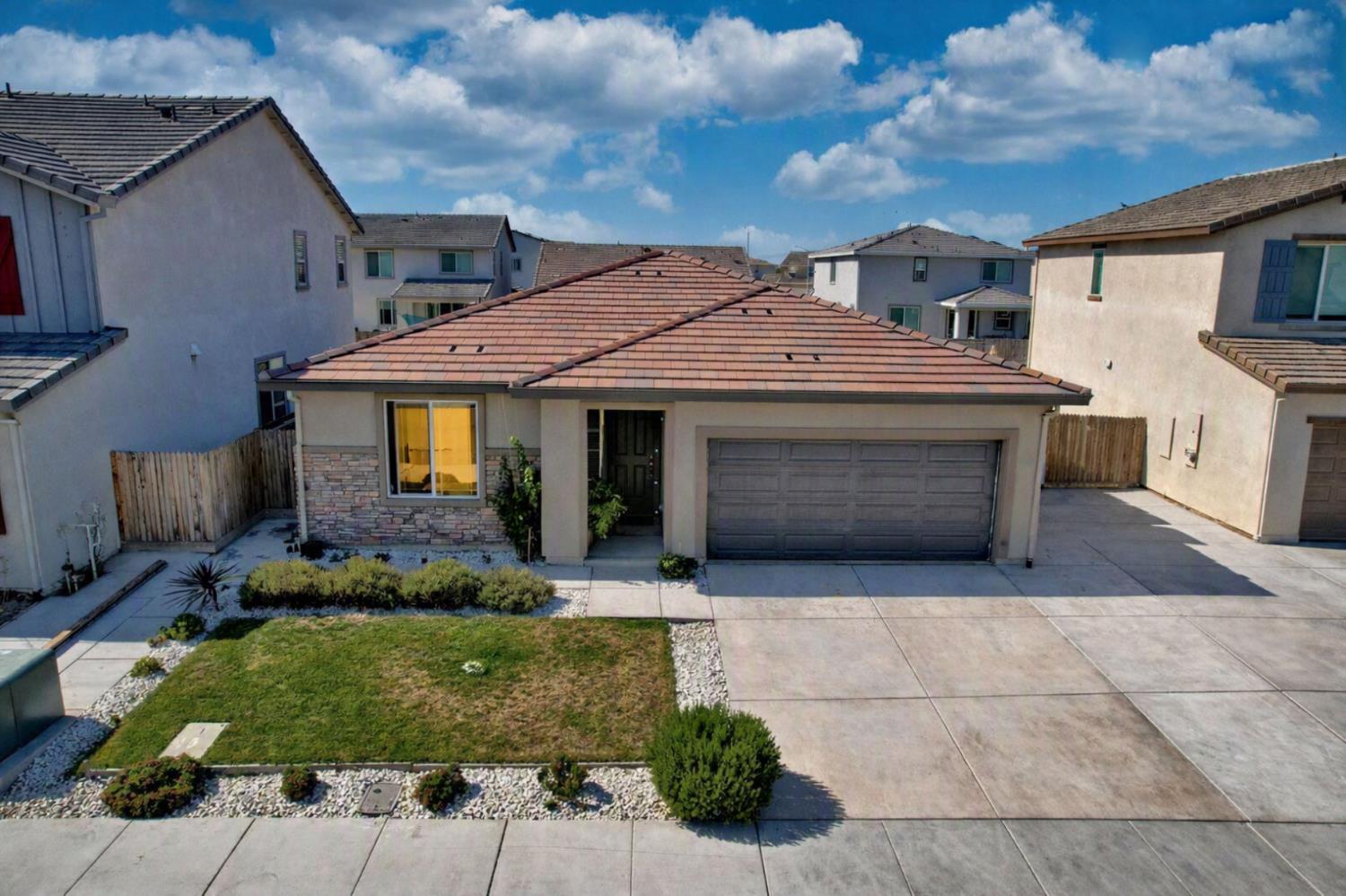 2842 Pixley Ct, Manteca, CA 95337