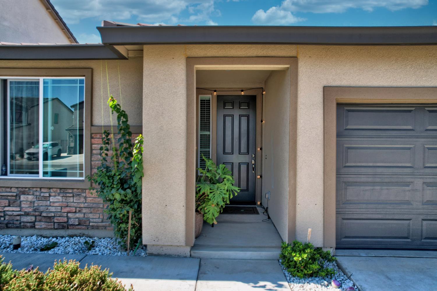 2842 Pixley Ct, Manteca, CA 95337