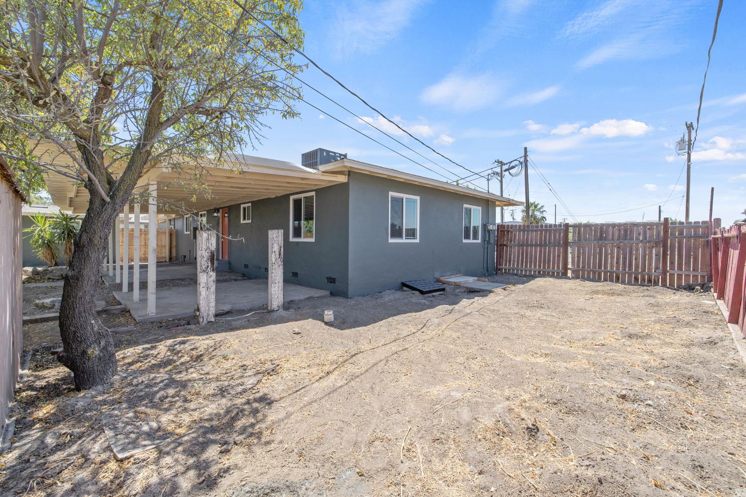 19415 Empire St, Stratford, CA 93263