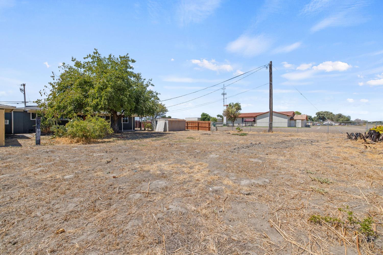 19415 Empire St, Stratford, CA 93263