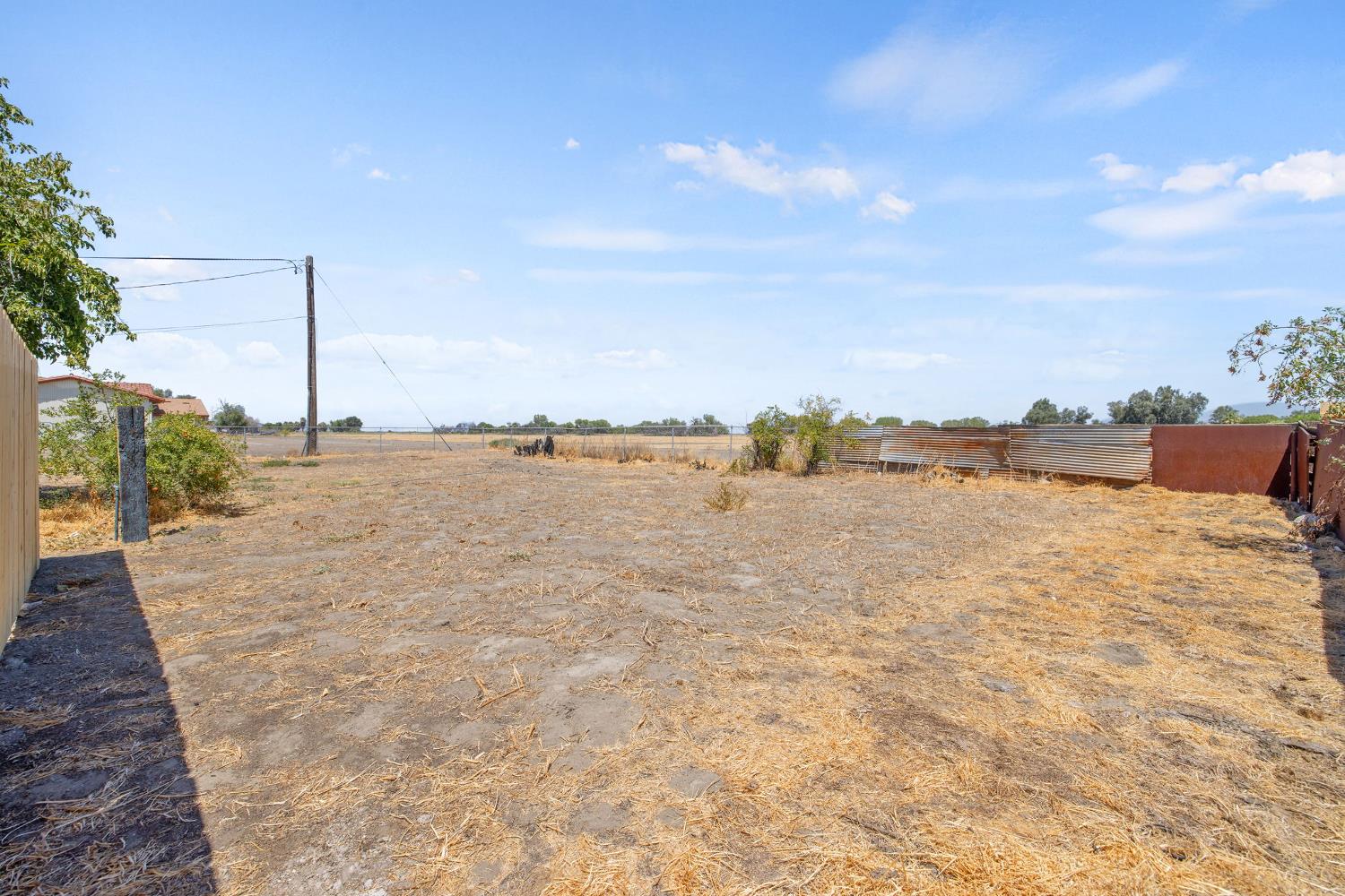 19415 Empire St, Stratford, CA 93263