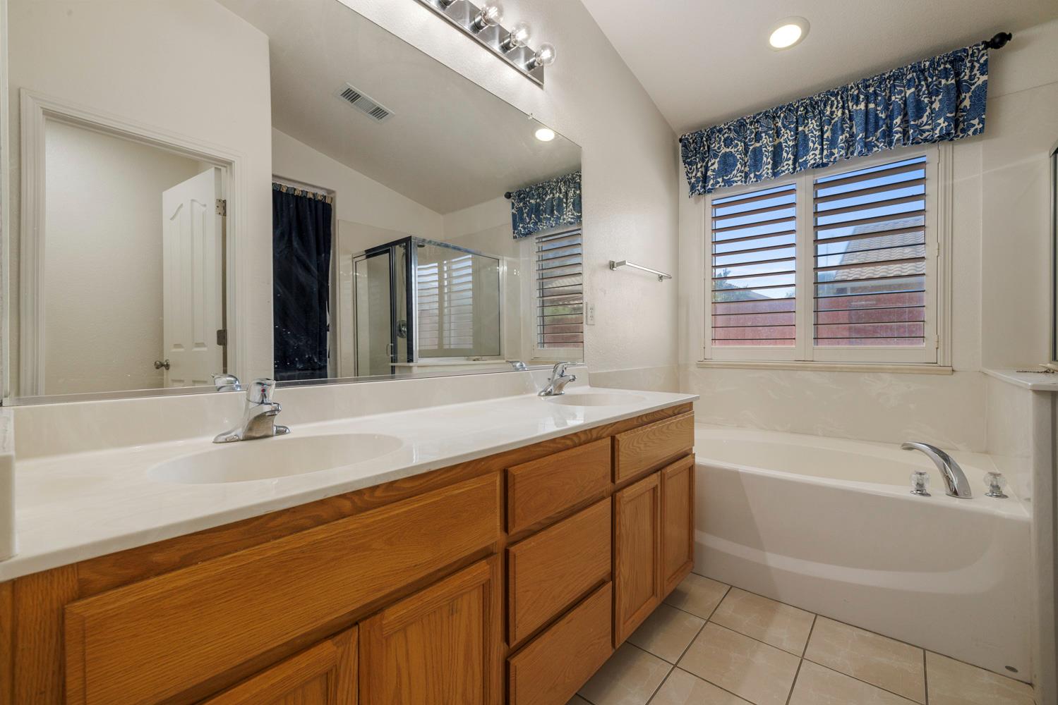13521 LUIS Ave, Santa Nella, CA 95322