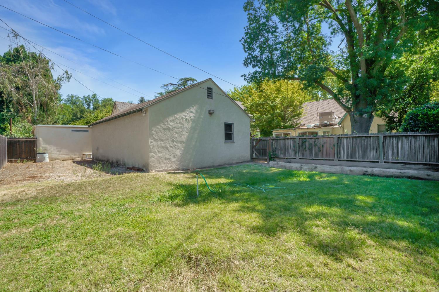 1121 Yosemite St, Turlock, CA 95380