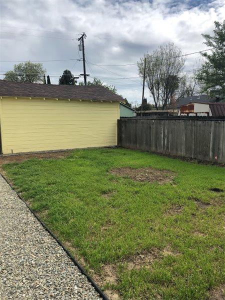 1436 Merced St, Newman, CA 95360
