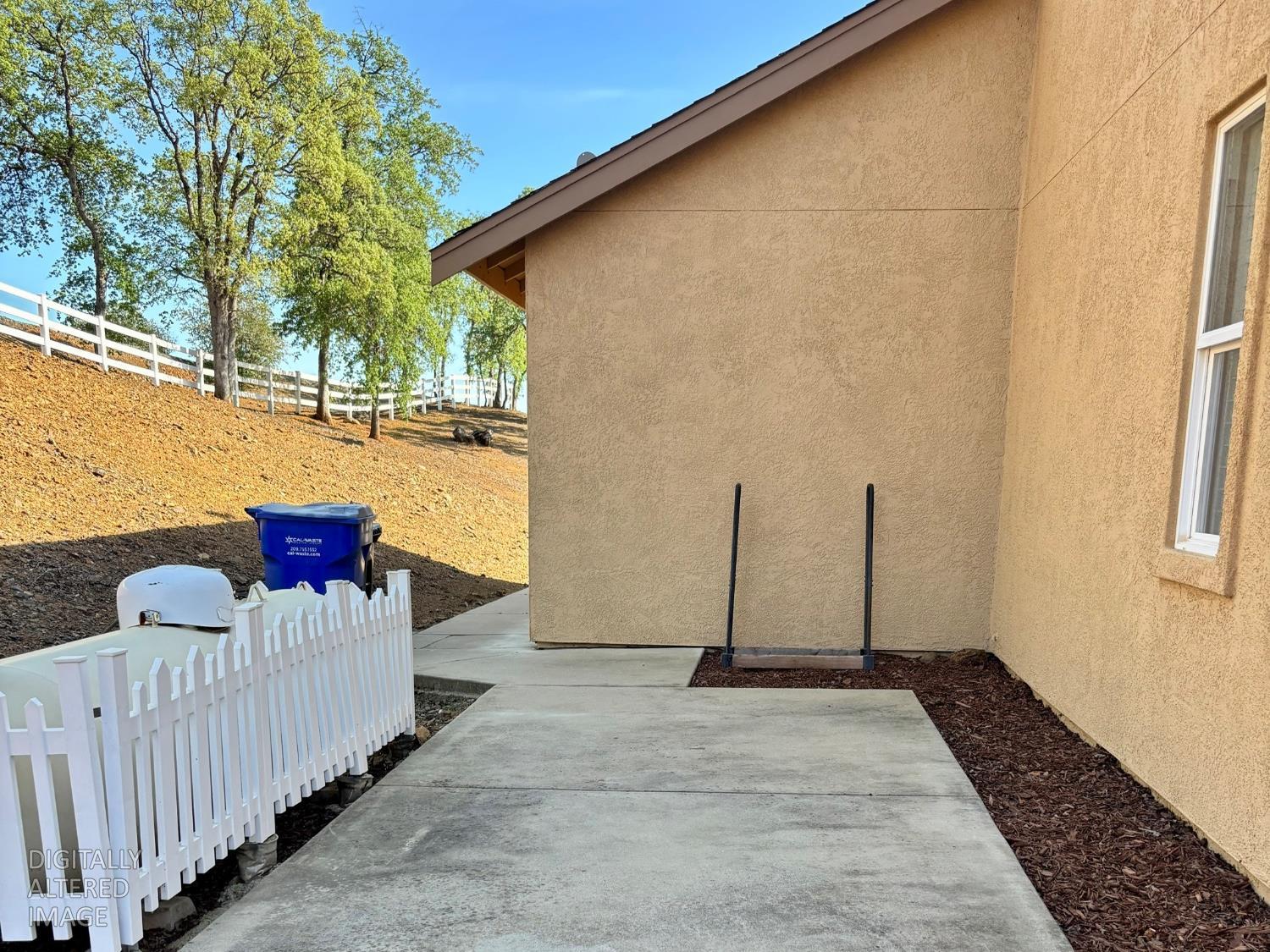182 Bridlewood Ln, Copperopolis, CA 95228