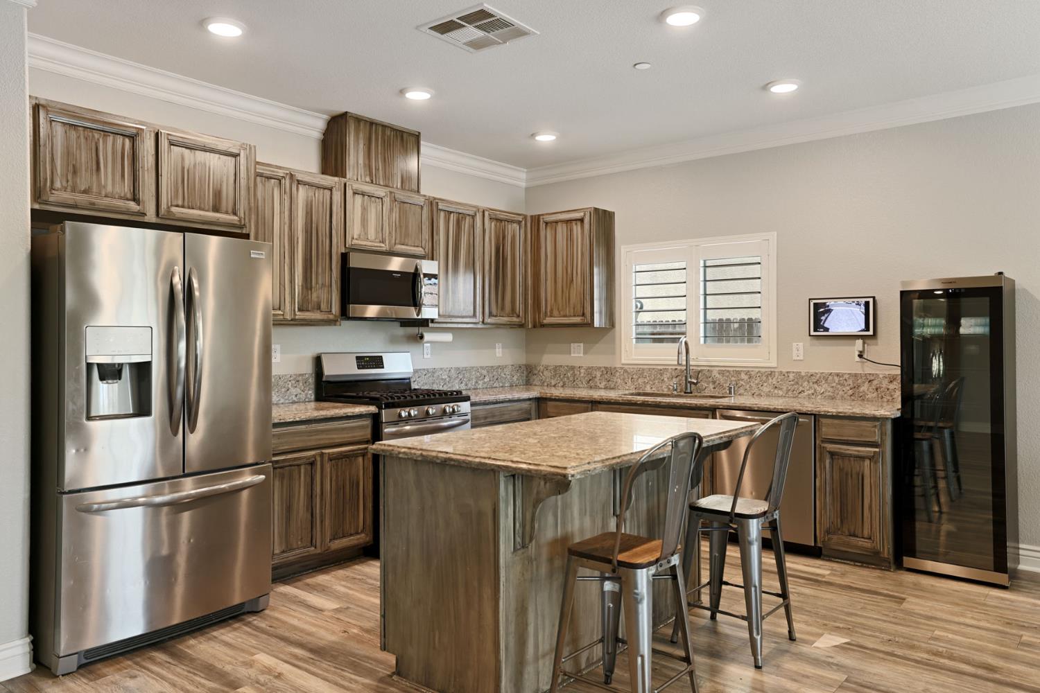 428 Pendragon, Manteca, CA 95337