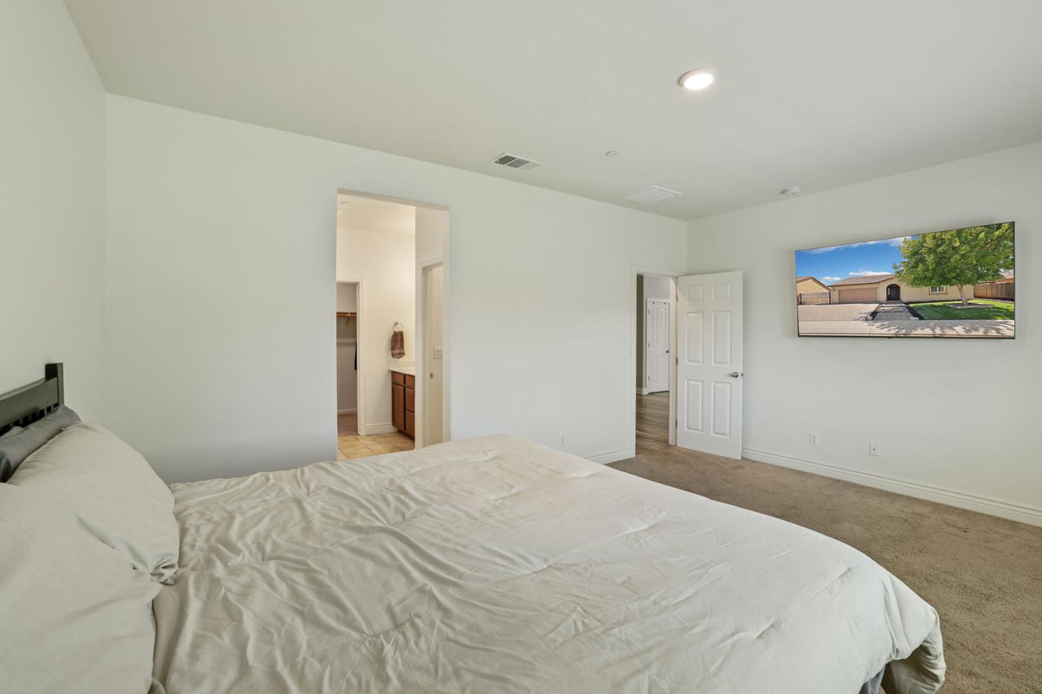 428 Pendragon, Manteca, CA 95337