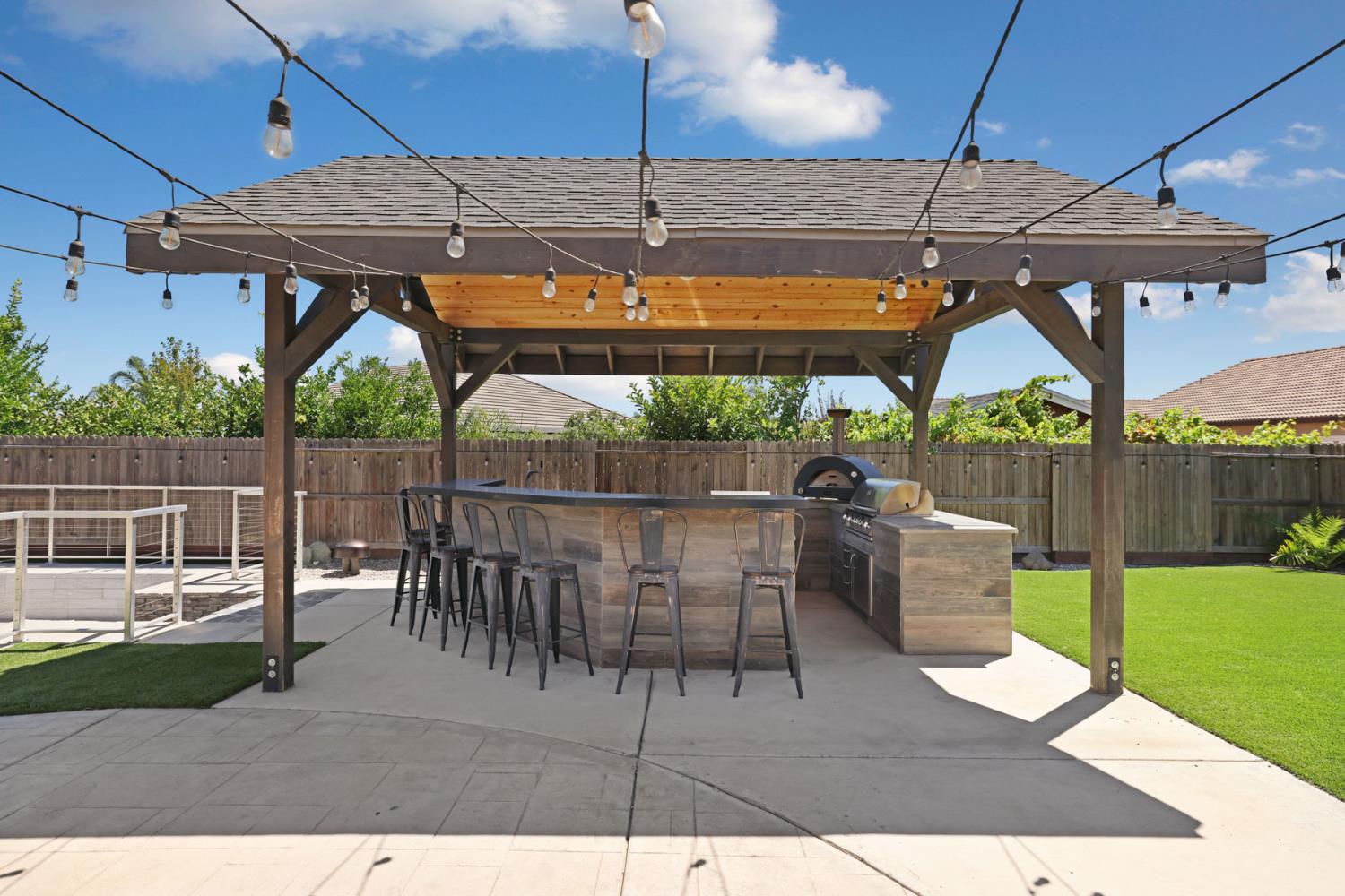428 Pendragon, Manteca, CA 95337
