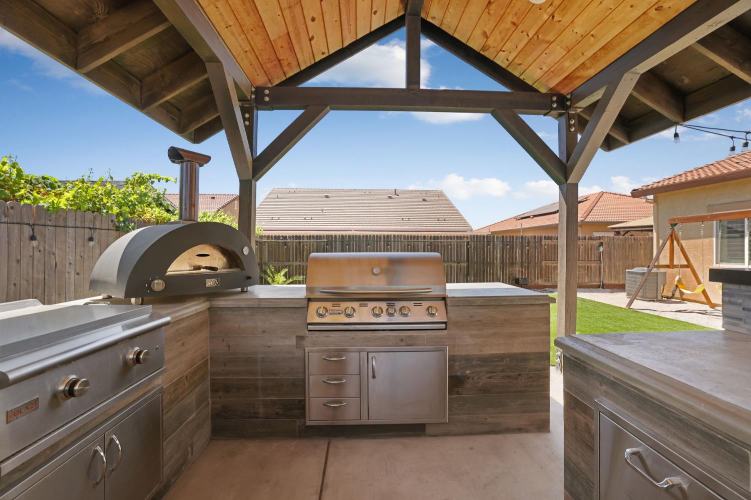 428 Pendragon, Manteca, CA 95337