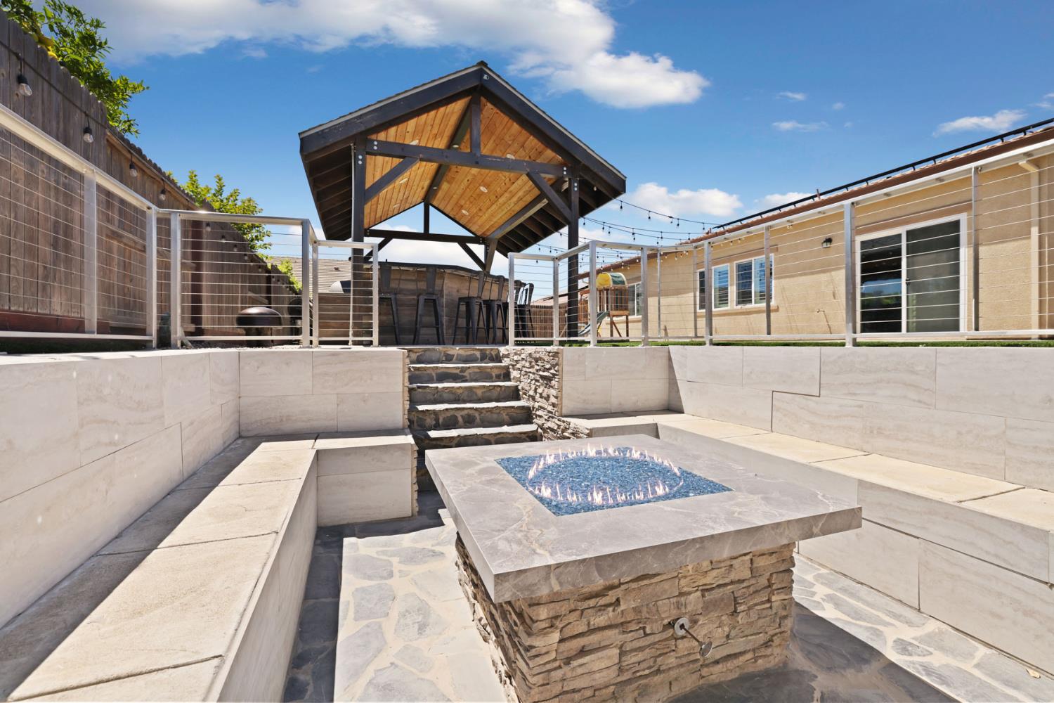 428 Pendragon, Manteca, CA 95337