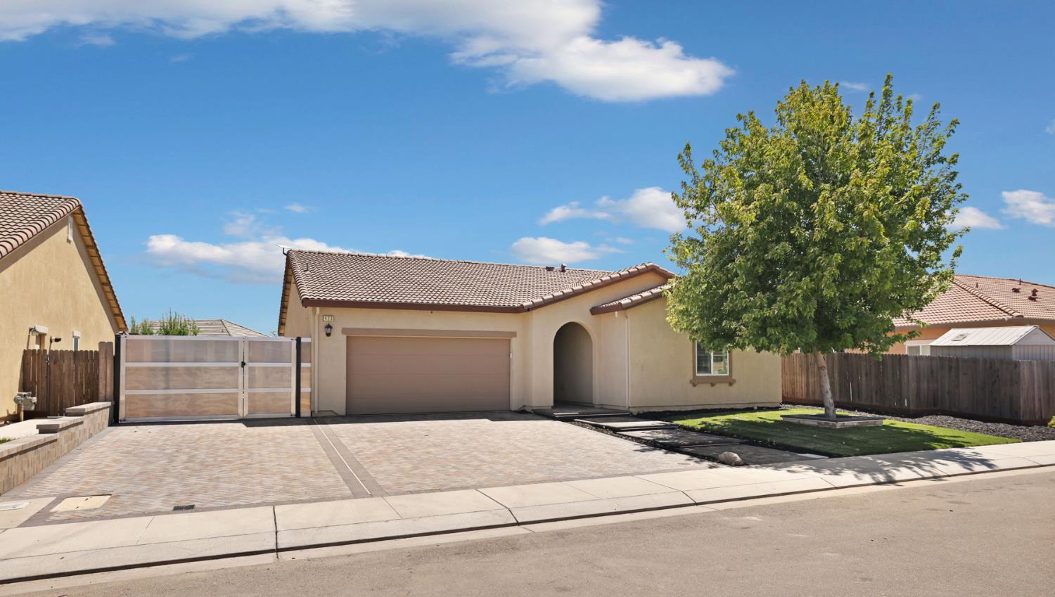 428 Pendragon, Manteca, CA 95337