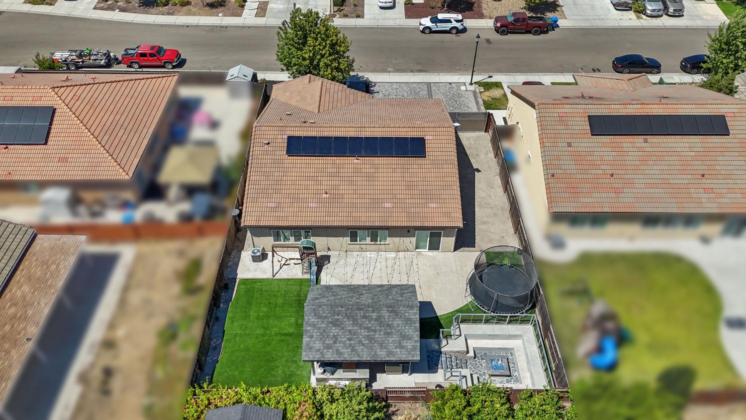 428 Pendragon, Manteca, CA 95337