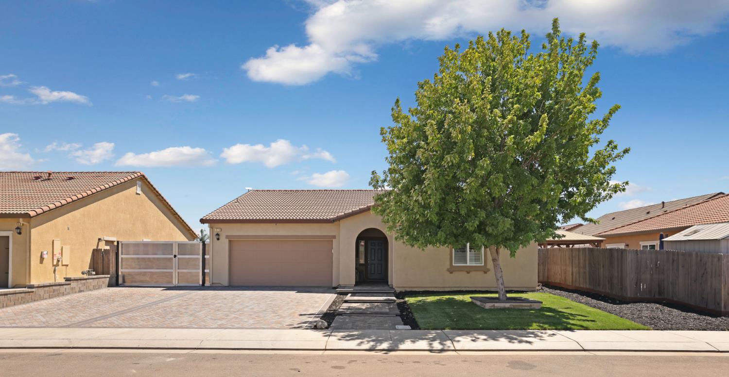 428 Pendragon, Manteca, CA 95337