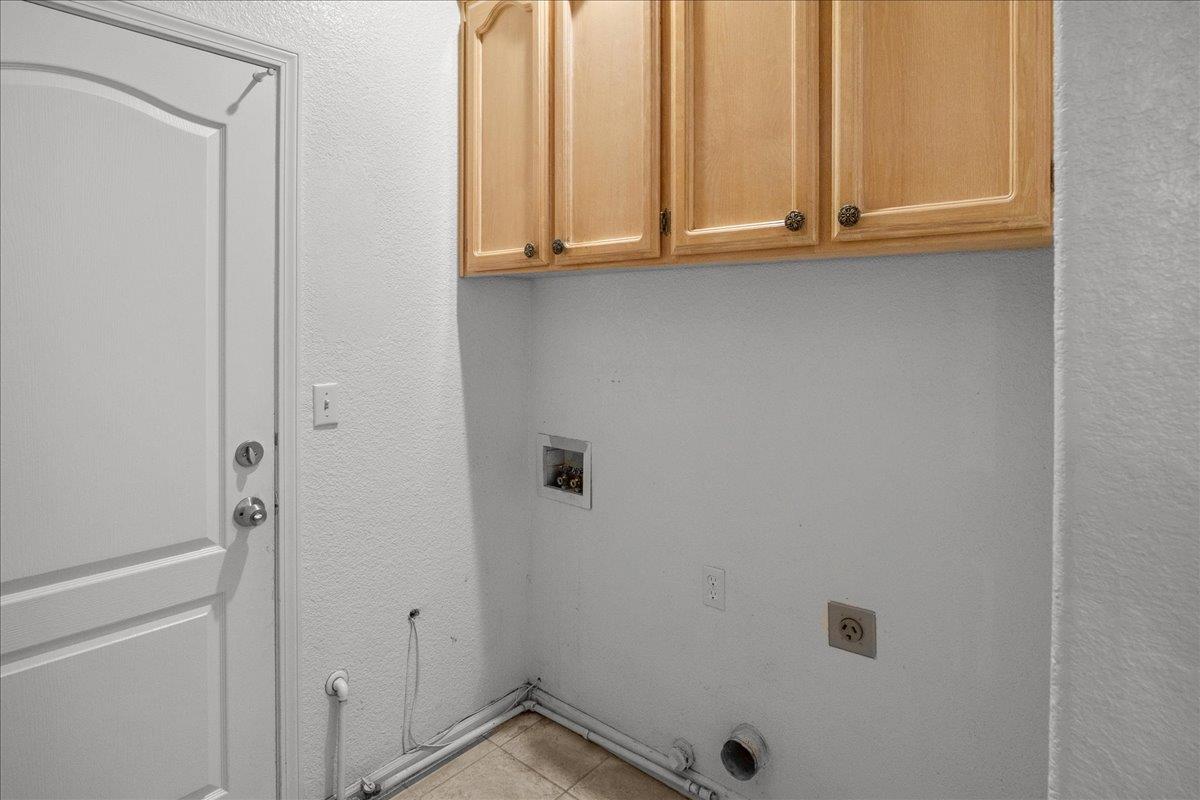 409 Montrose Ct, Modesto, CA 95355