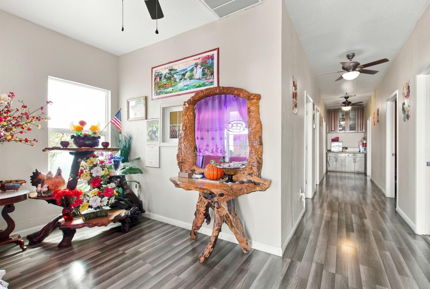 619 W F St, Oakdale, CA 95361