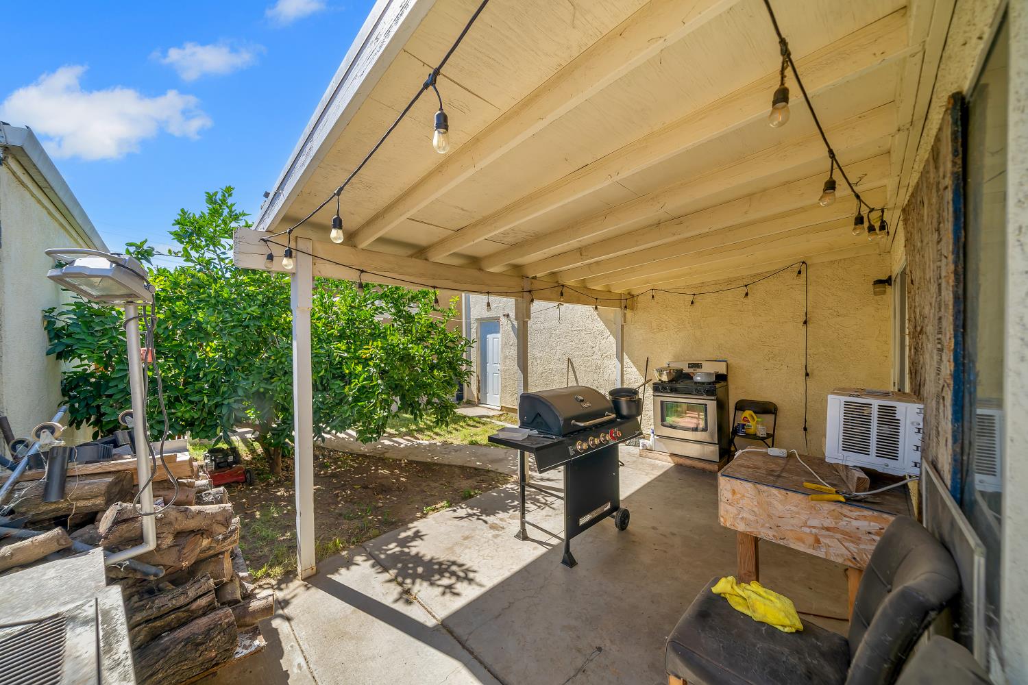 3304 WAYNESBORO Ct, Ceres, CA 95307