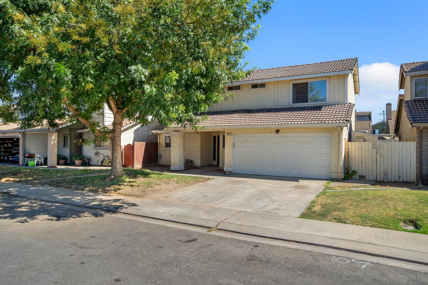 3304 WAYNESBORO Ct, Ceres, CA 95307