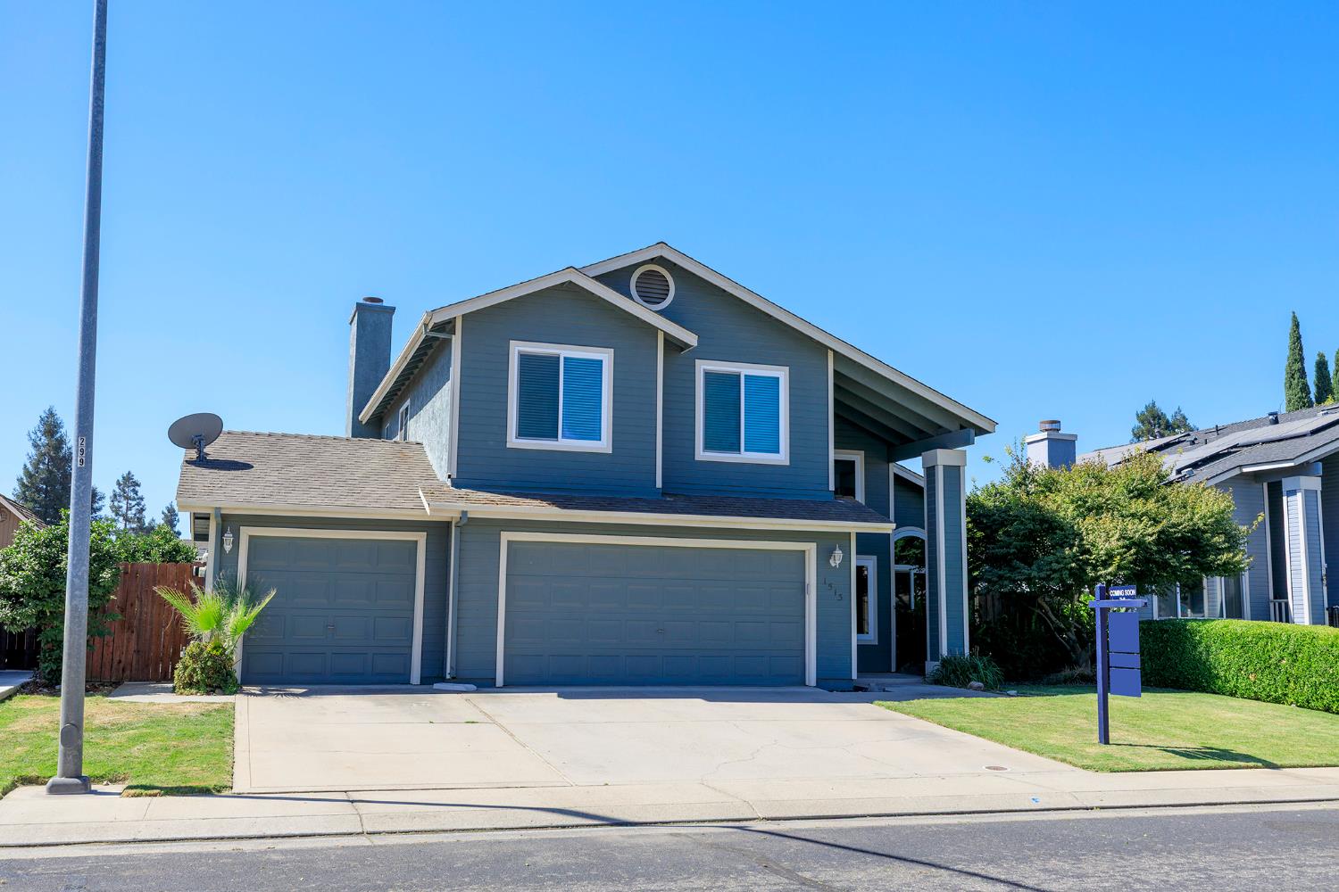 1513 Ullrey Ave, Escalon, CA 95320