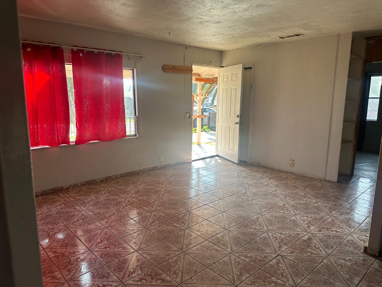 7900 Myrtle Ave, Winton, CA 95388