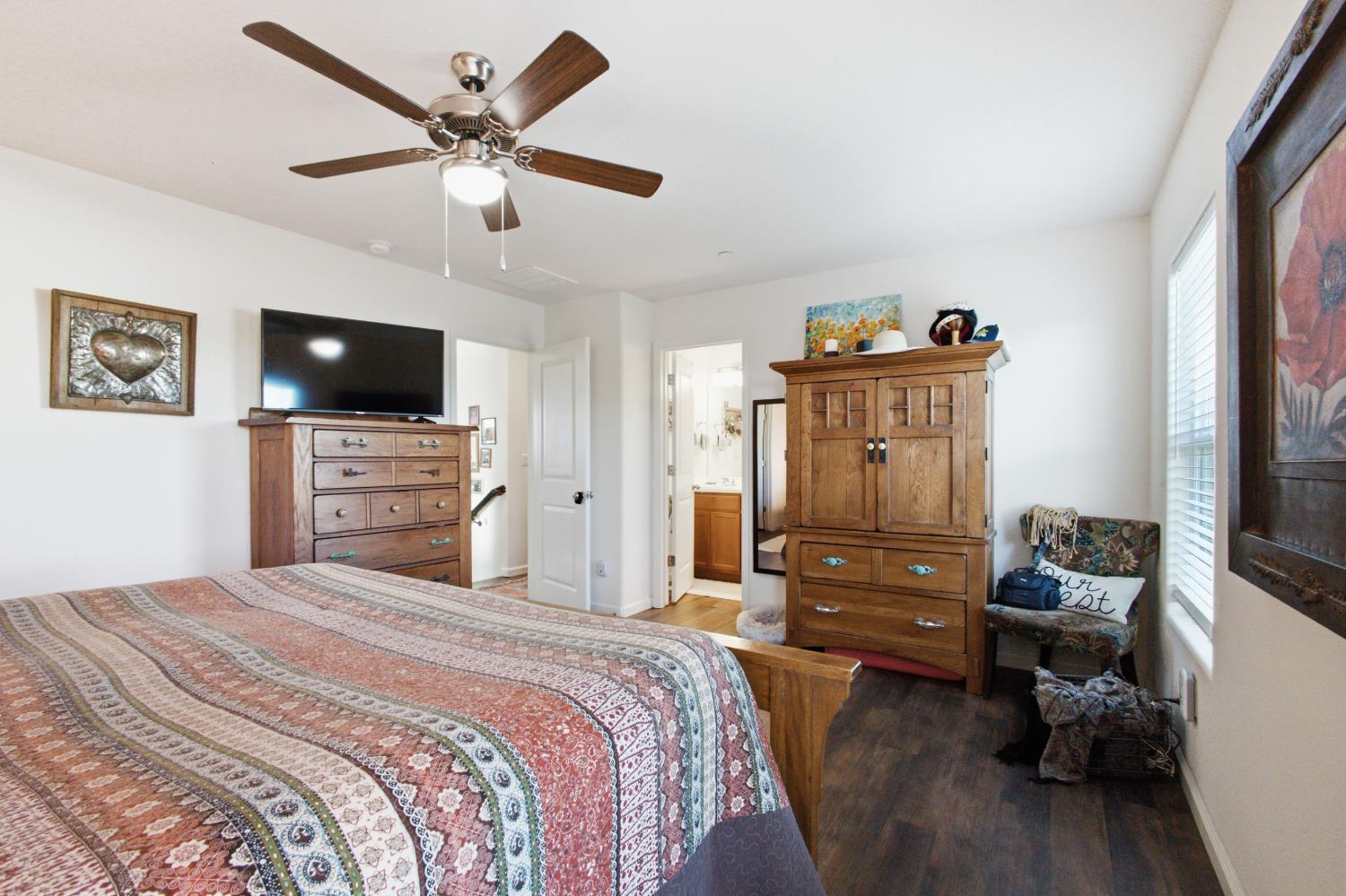 139 Sterling St, Los Banos, CA 93635