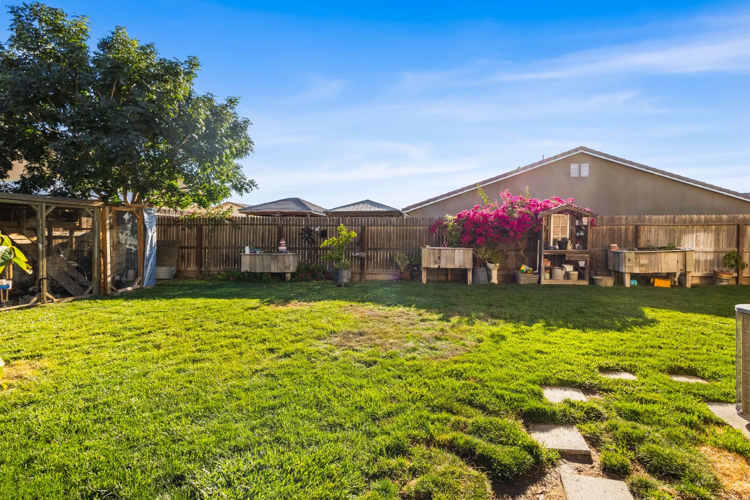 139 Sterling St, Los Banos, CA 93635