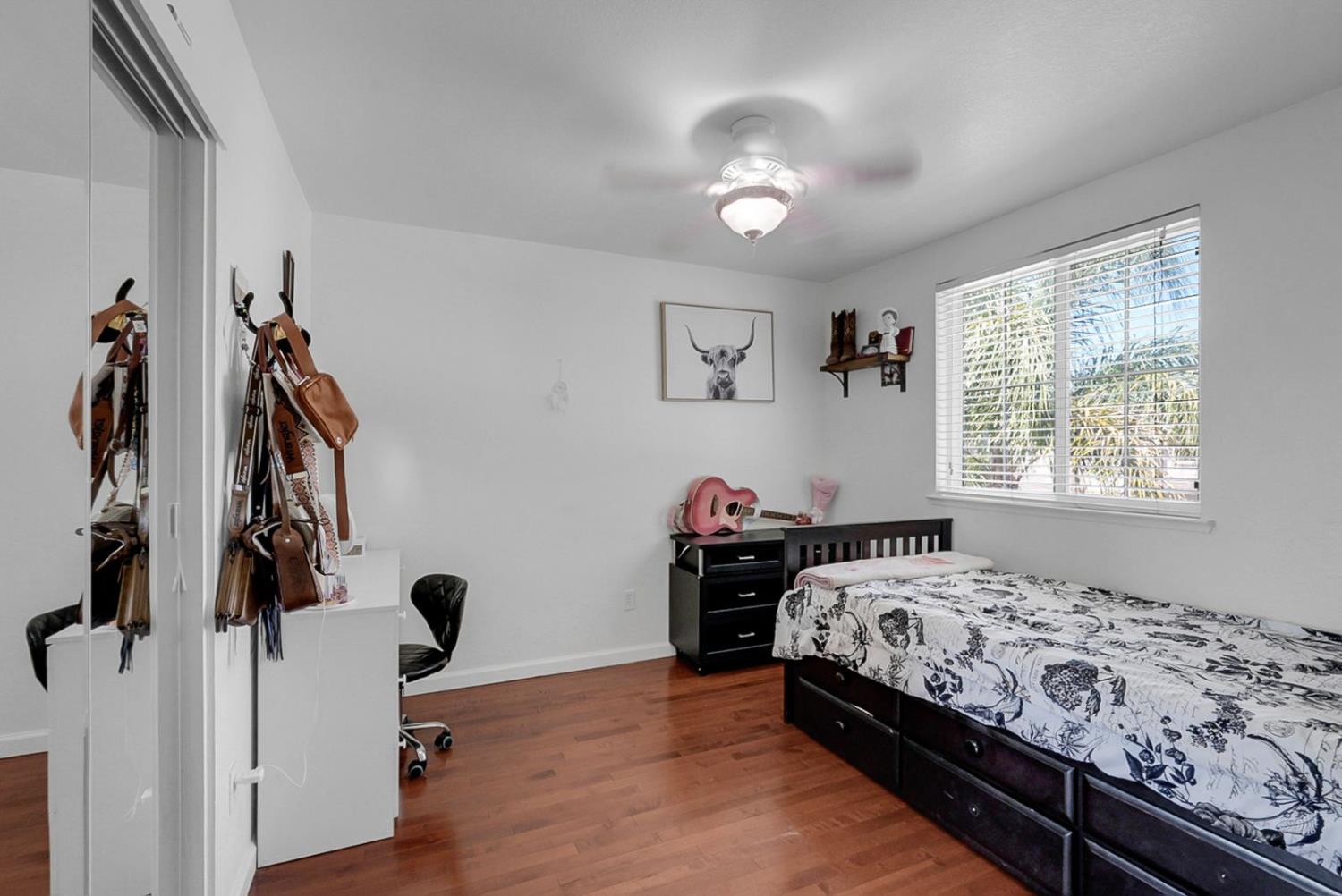 3786 7198 Waynesboro, Ceres, CA 95307