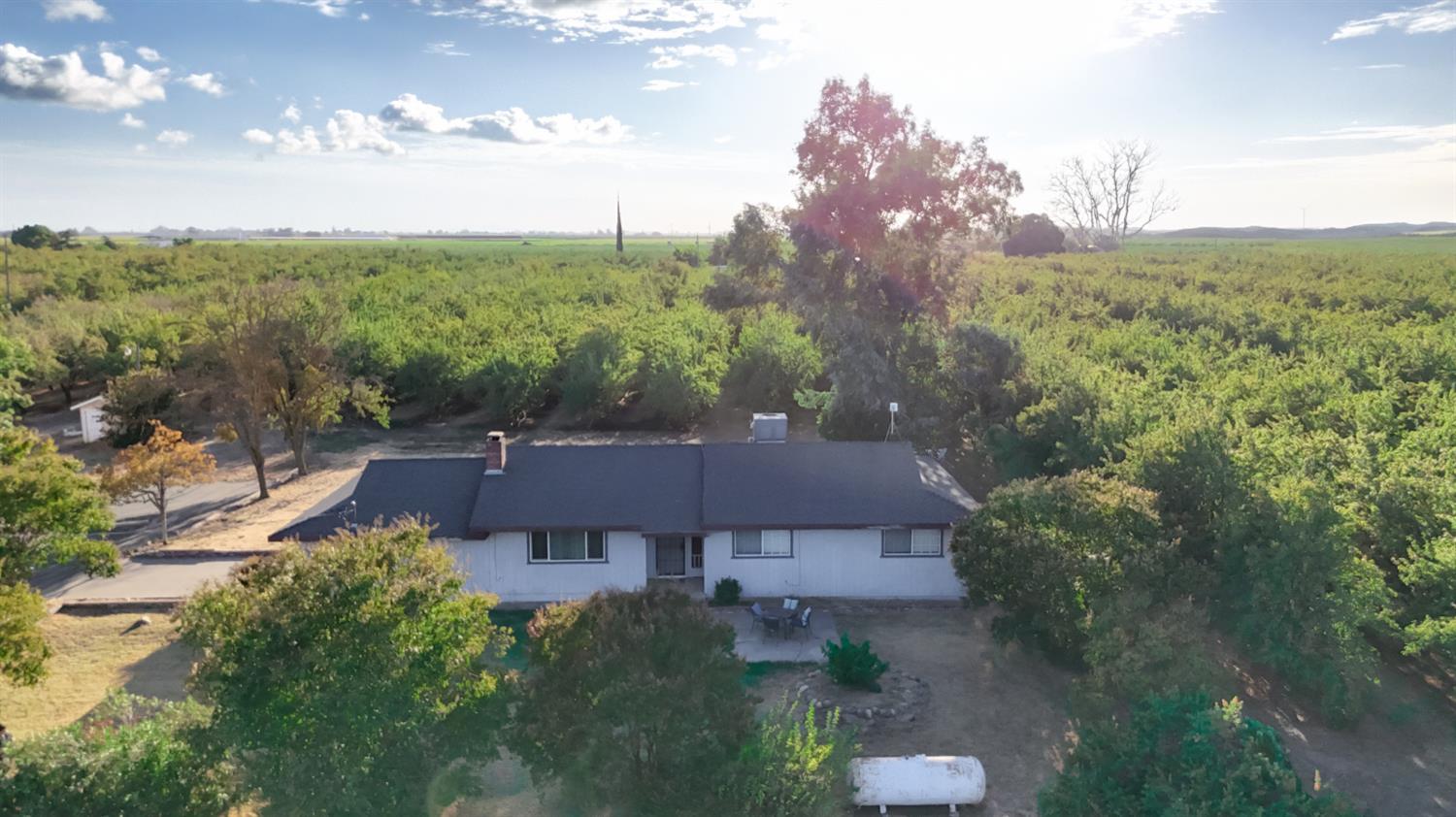 2729 Pioneer St, Merced, CA 95341