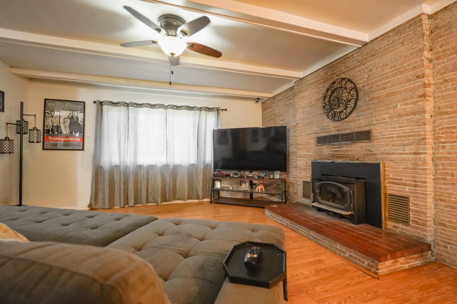2729 Pioneer St, Merced, CA 95341