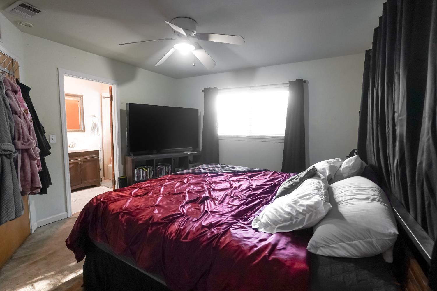 2729 Pioneer St, Merced, CA 95341