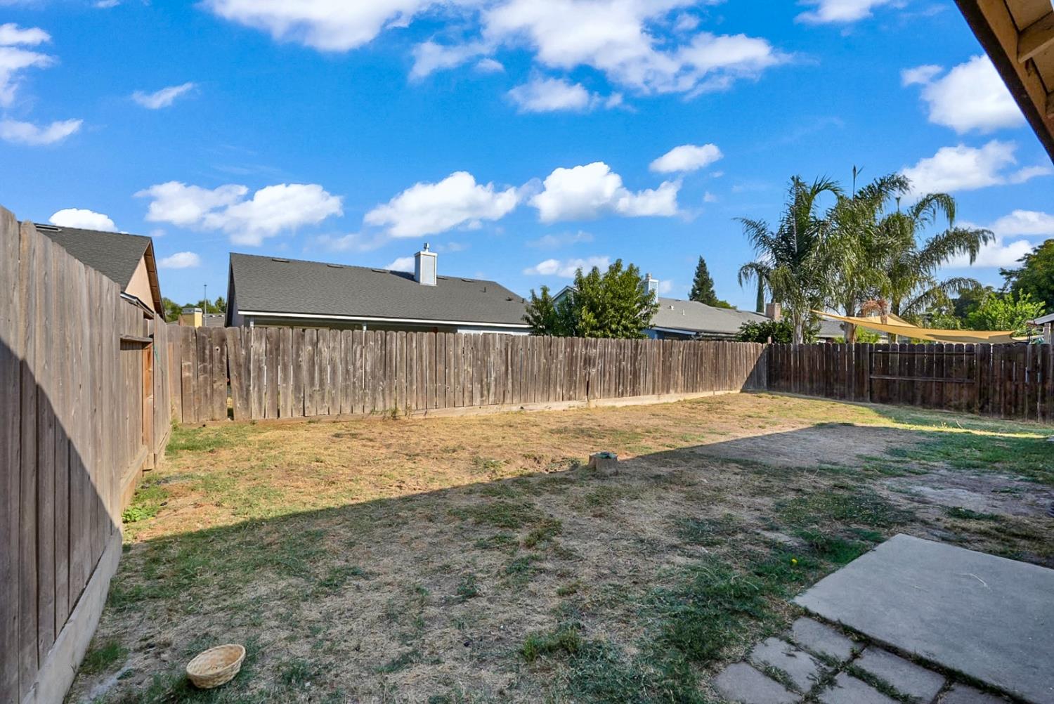 2122 Harrison Ct, Chowchilla, CA 93610