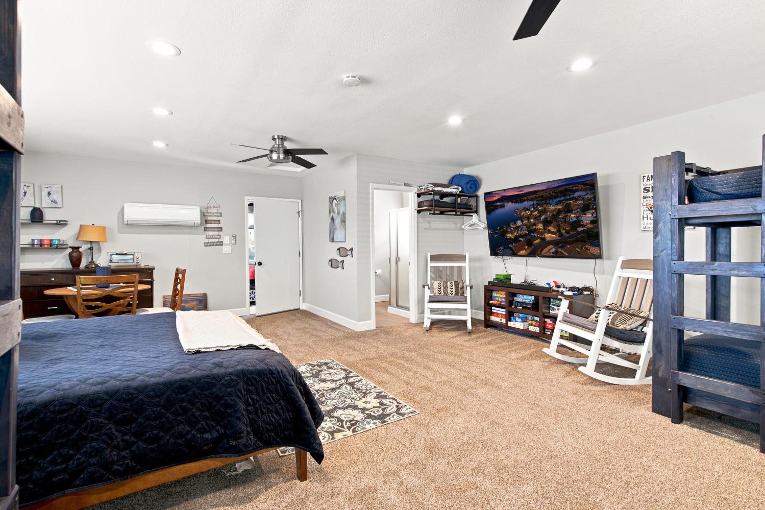 762 Poker Flat Rd, Copperopolis, CA 95228