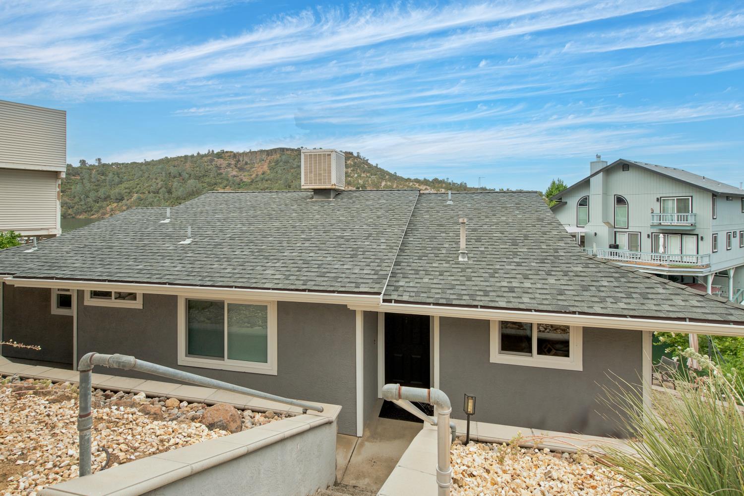 762 Poker Flat Rd, Copperopolis, CA 95228