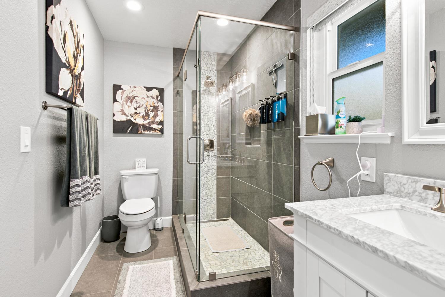762 Poker Flat Rd, Copperopolis, CA 95228